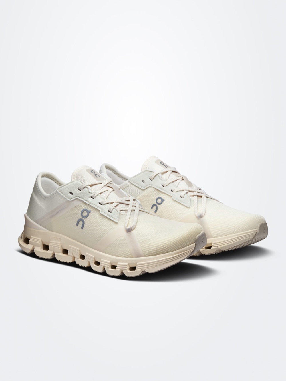 On Running Ghost | Dew
Cloud X4 AD women size 8.5 like new / no box